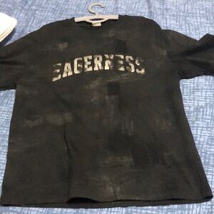 Men's black short-sleeved T-shirt with simple round neck